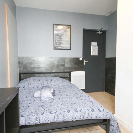 02 - Chambre Avec Lit Double Et Sdb Prive Wifi Сен-Дени Экстерьер фото